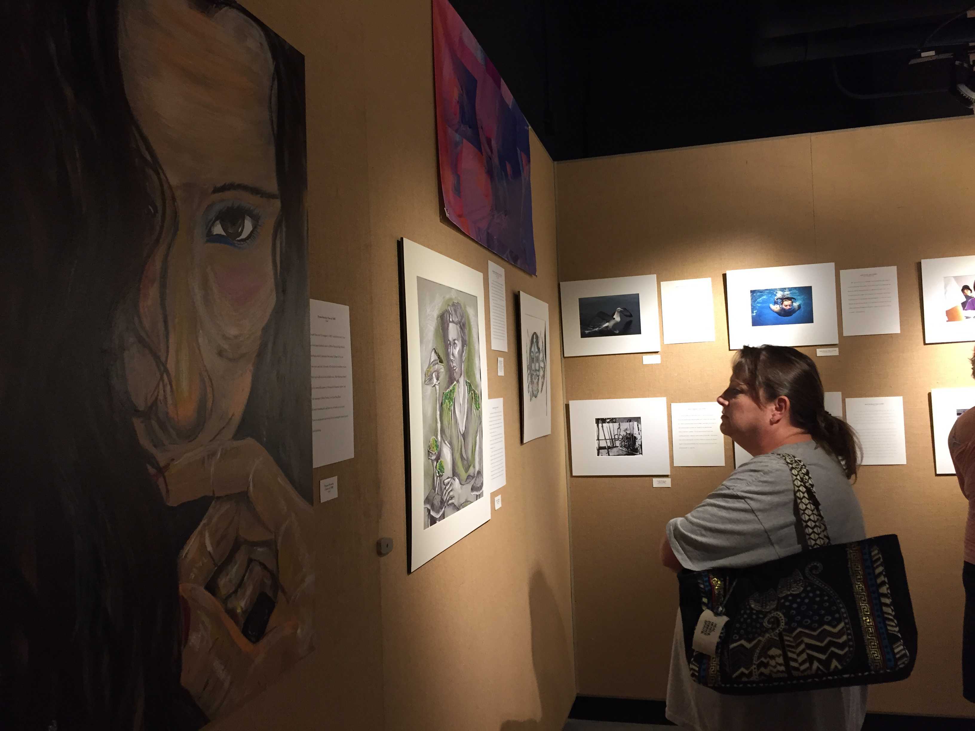 Visual Arts magnet hosts alumni art exhibition