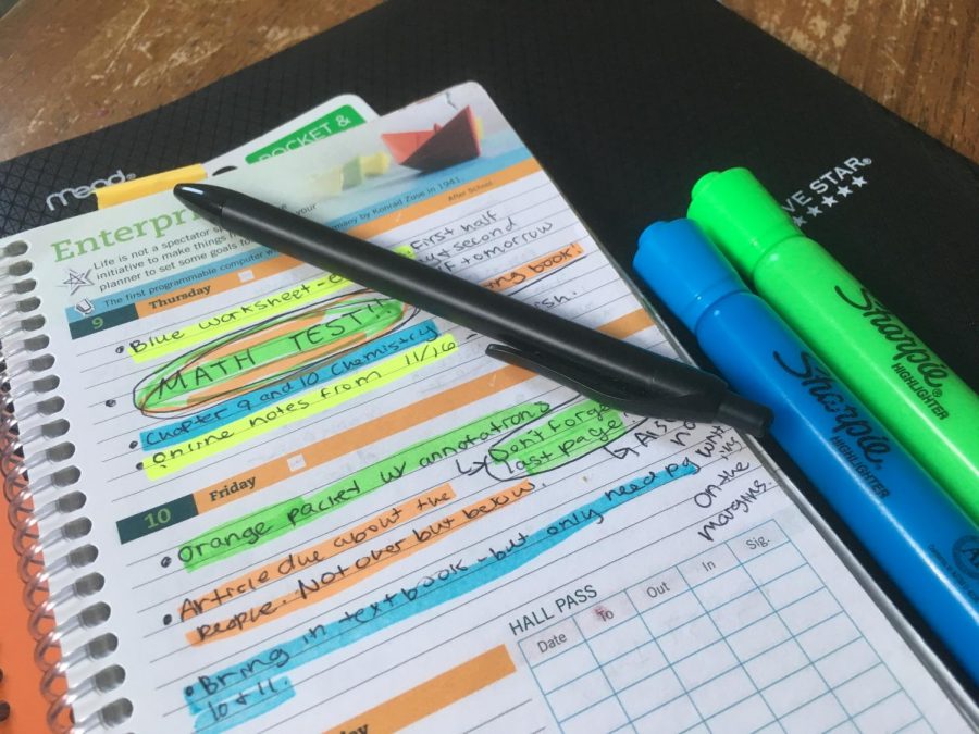 Students use agendas to track assignments and due dates, but Manual students have yet to receive their 2019/2020 planners. Photo by Adrienne Sato.