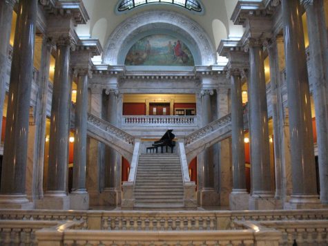 Interior of the Kentucky State Capitol. Image courtesy of Wikimedia Commons.