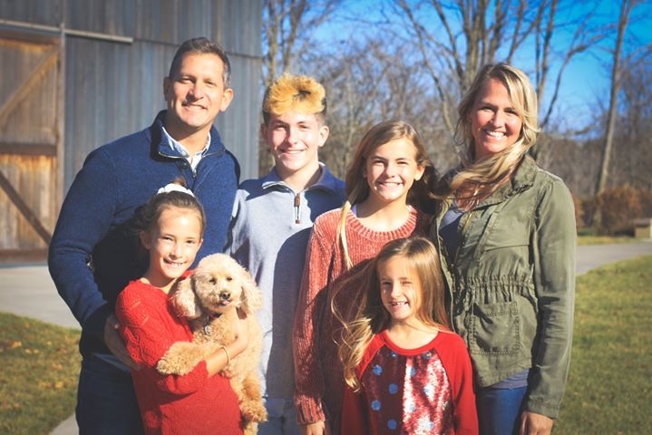 From left to right: Justin Prather, Lacey Prather, Brennan Prather, Rhyan Prather, Randi Prather, and Lesley Prather. Rhyan and Lesley Prather were victims in the crash.
