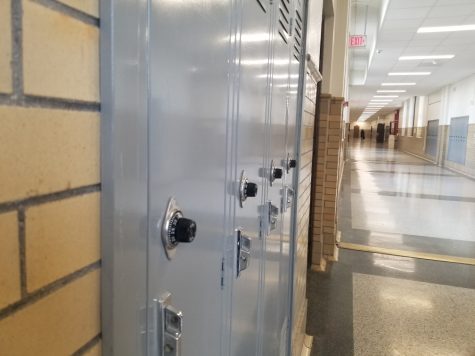 duPont lockers deserted.
Picture by Caleb Masterson.